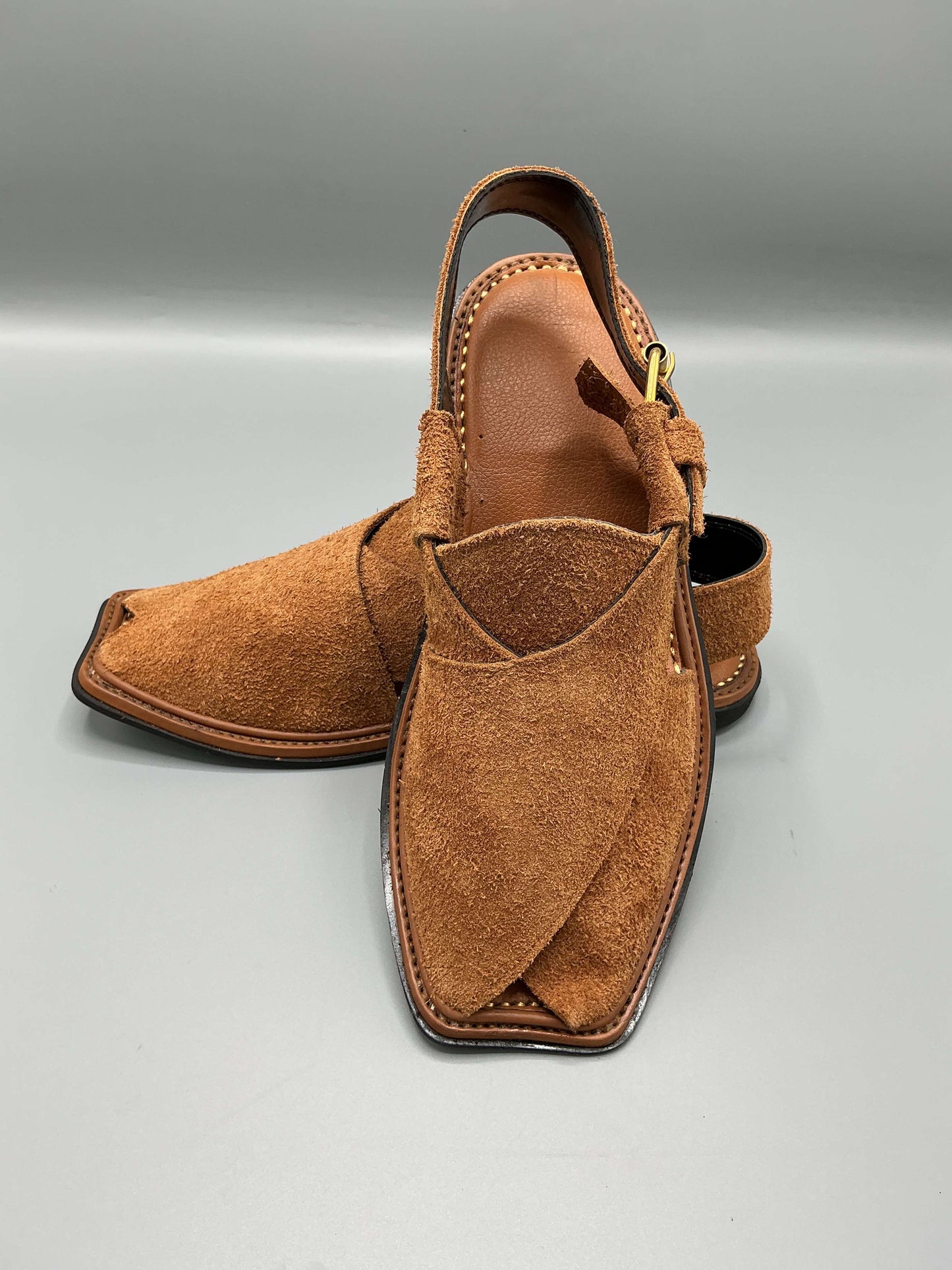 Light Brown Peshawari Chappals – Classic Elegance in Pure Leather